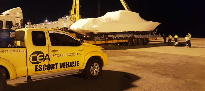 Boat Transportation - CEA Project Logistics - Boat being lifted at LAem Chabang port